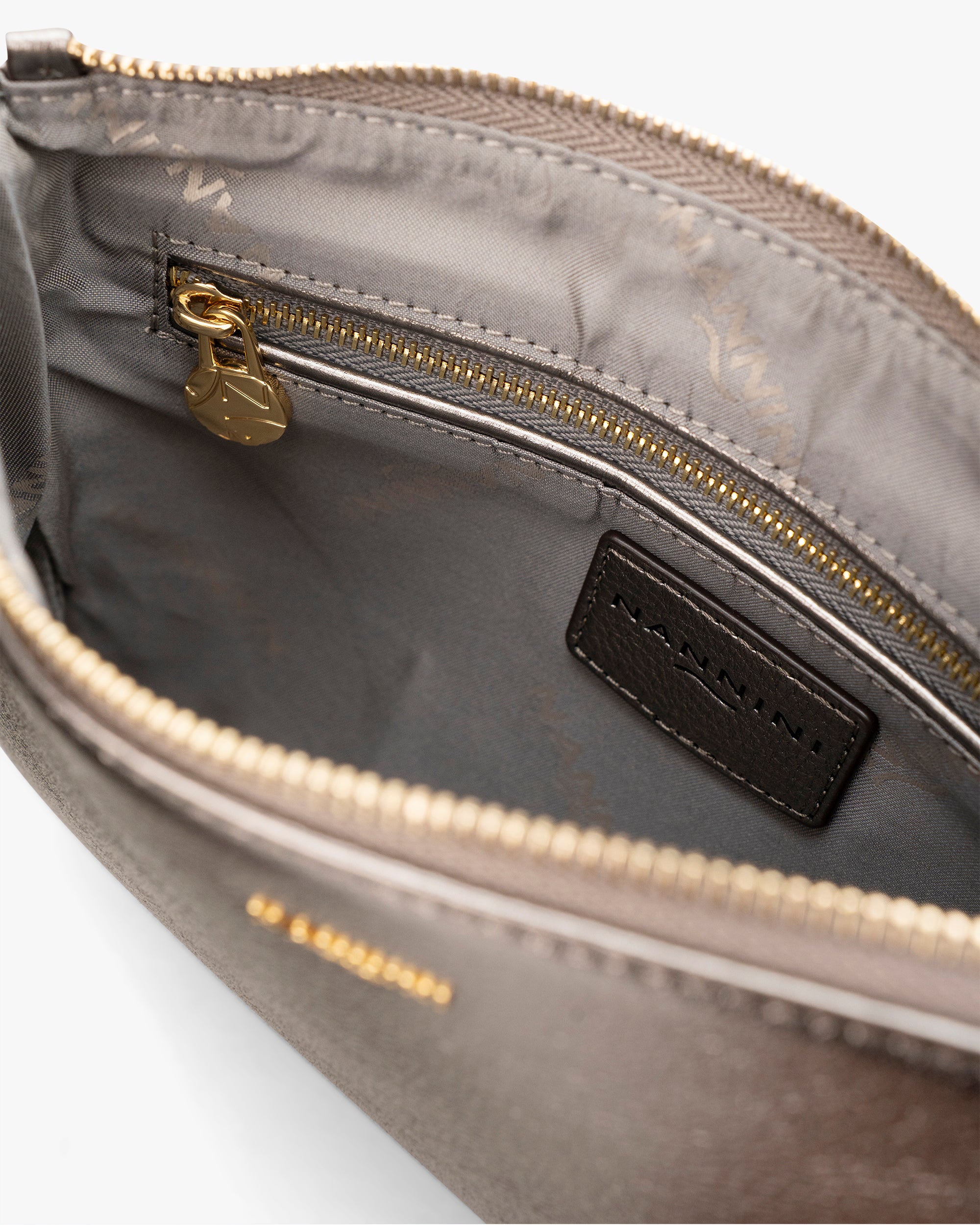 NANNINI bauletto doppio manico zip pelle martellata nero