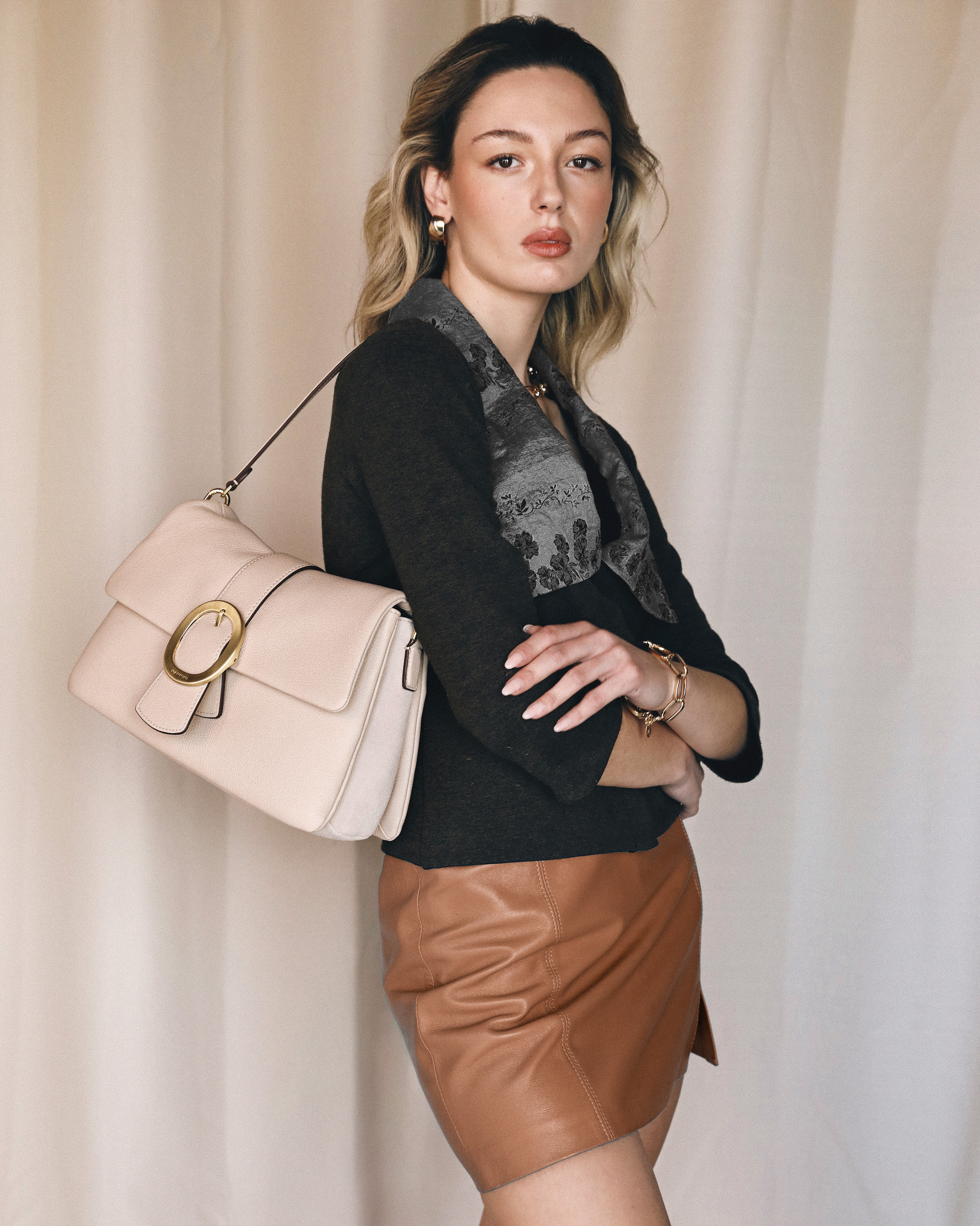 NANNINI borsa spalla donna similpelle martellata marrone chiusura patta.