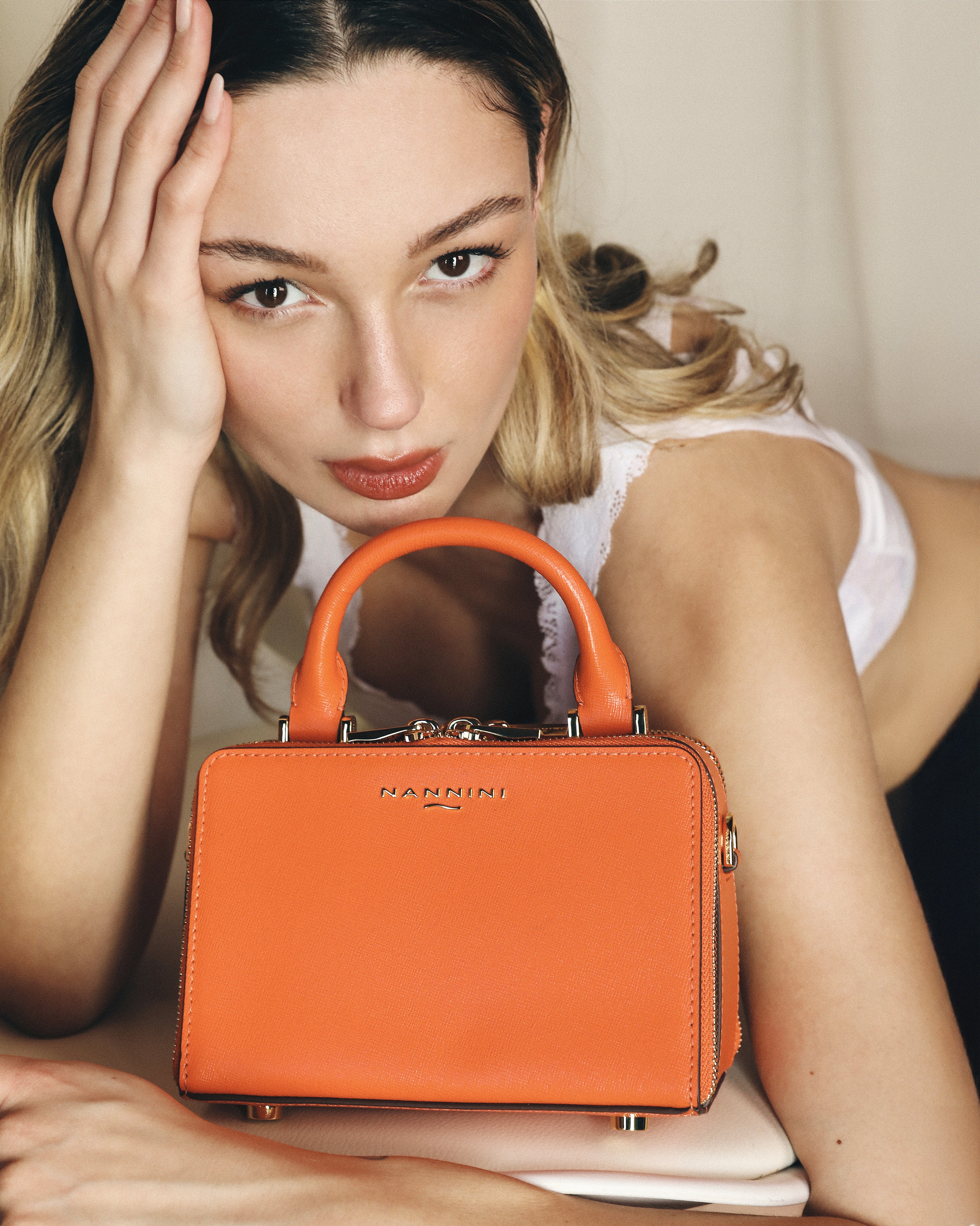 NANNINI borsa spalla donna pelle martellata rossa metallo